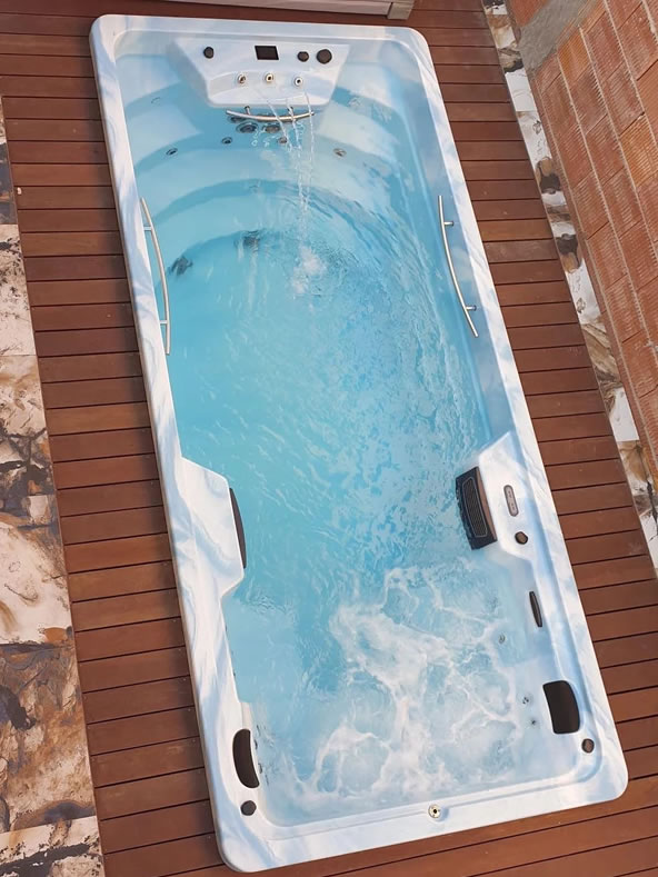 basen do pływania Amazon